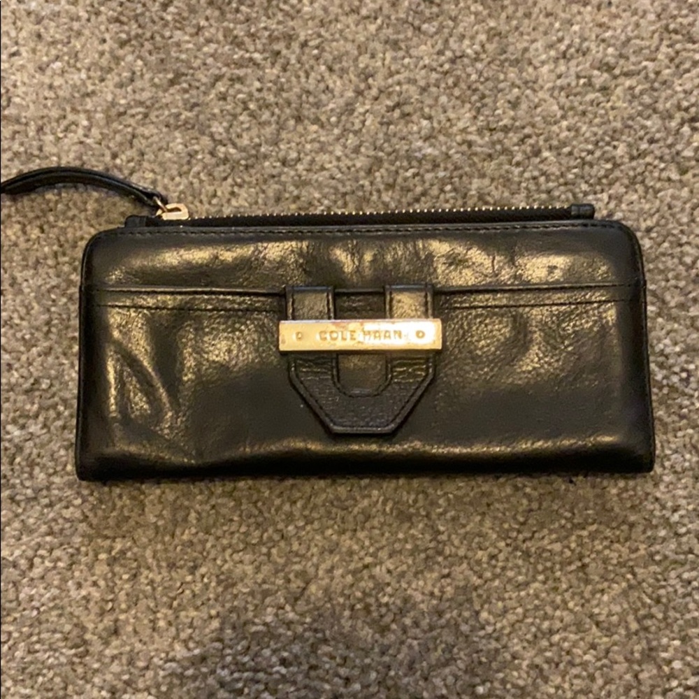 Cole haan wallet
